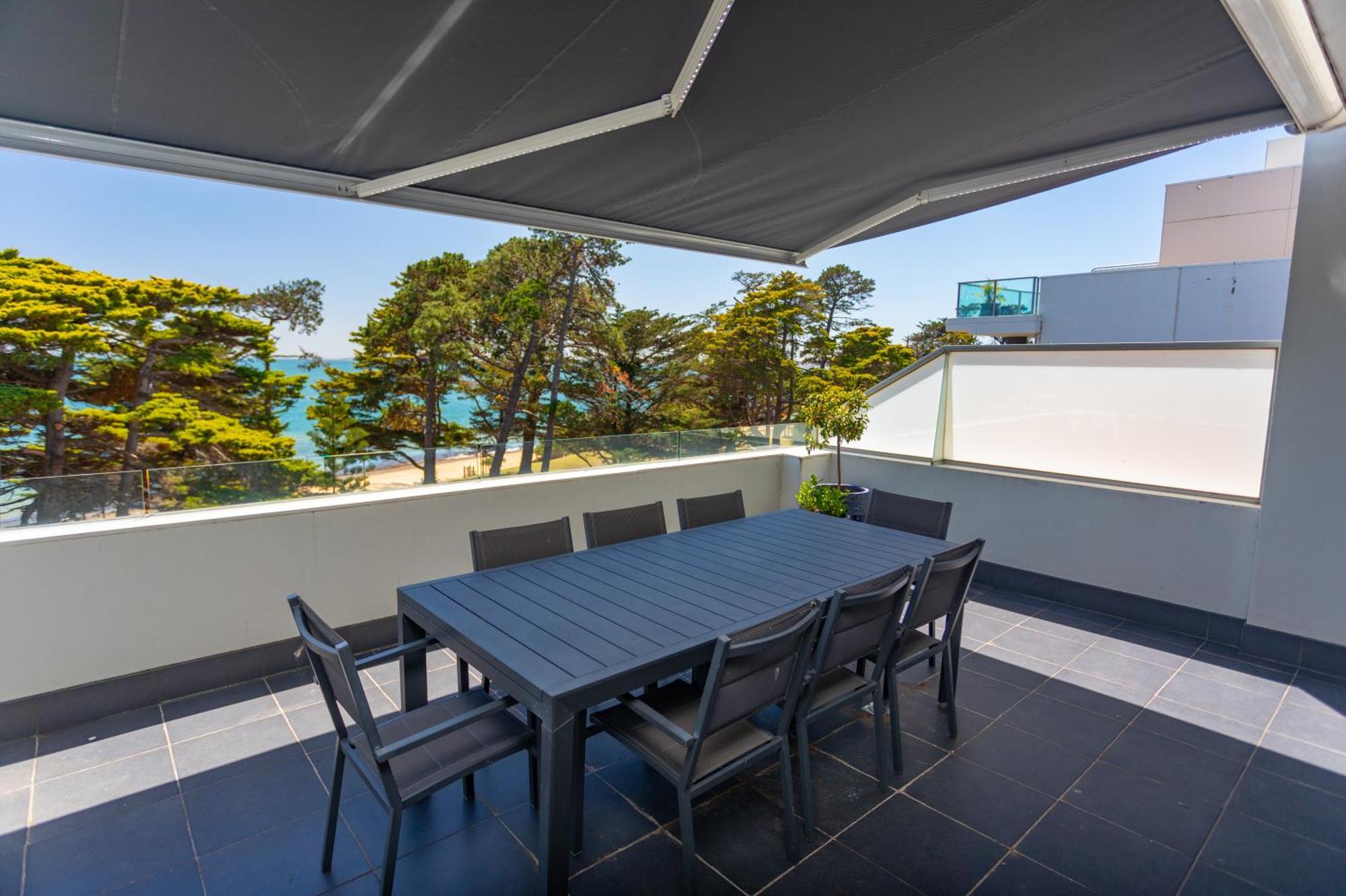 C-Scape Penthouse - Cowes Beach Front Exterior photo