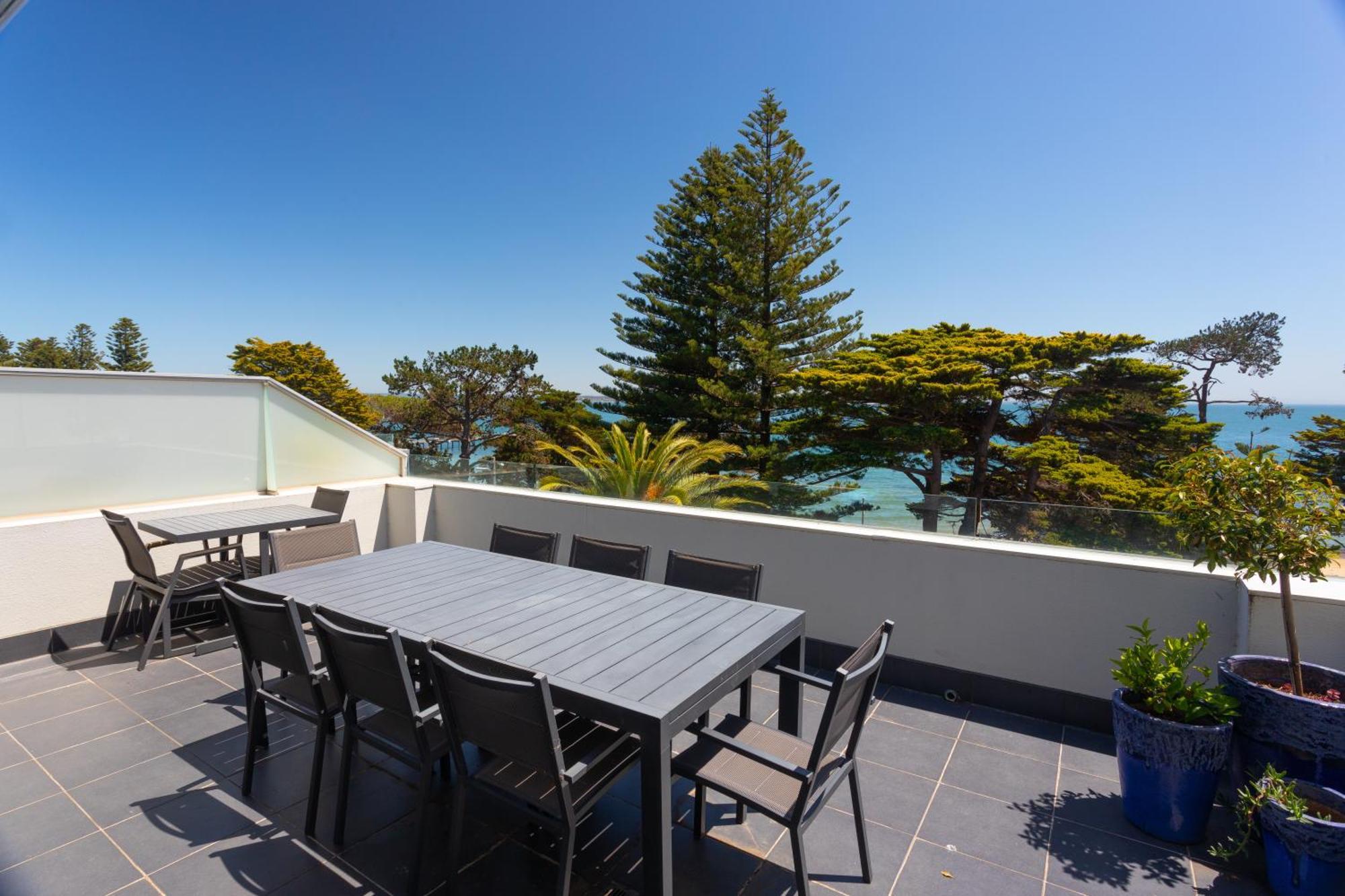 C-Scape Penthouse - Cowes Beach Front Exterior photo